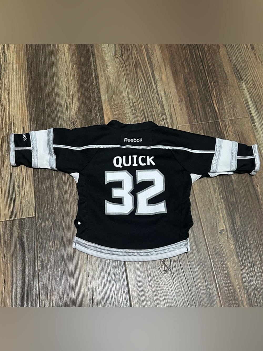 Reebok NHL LA Knights Jonathan Quick #32 infant youth jersey 12-24 mo